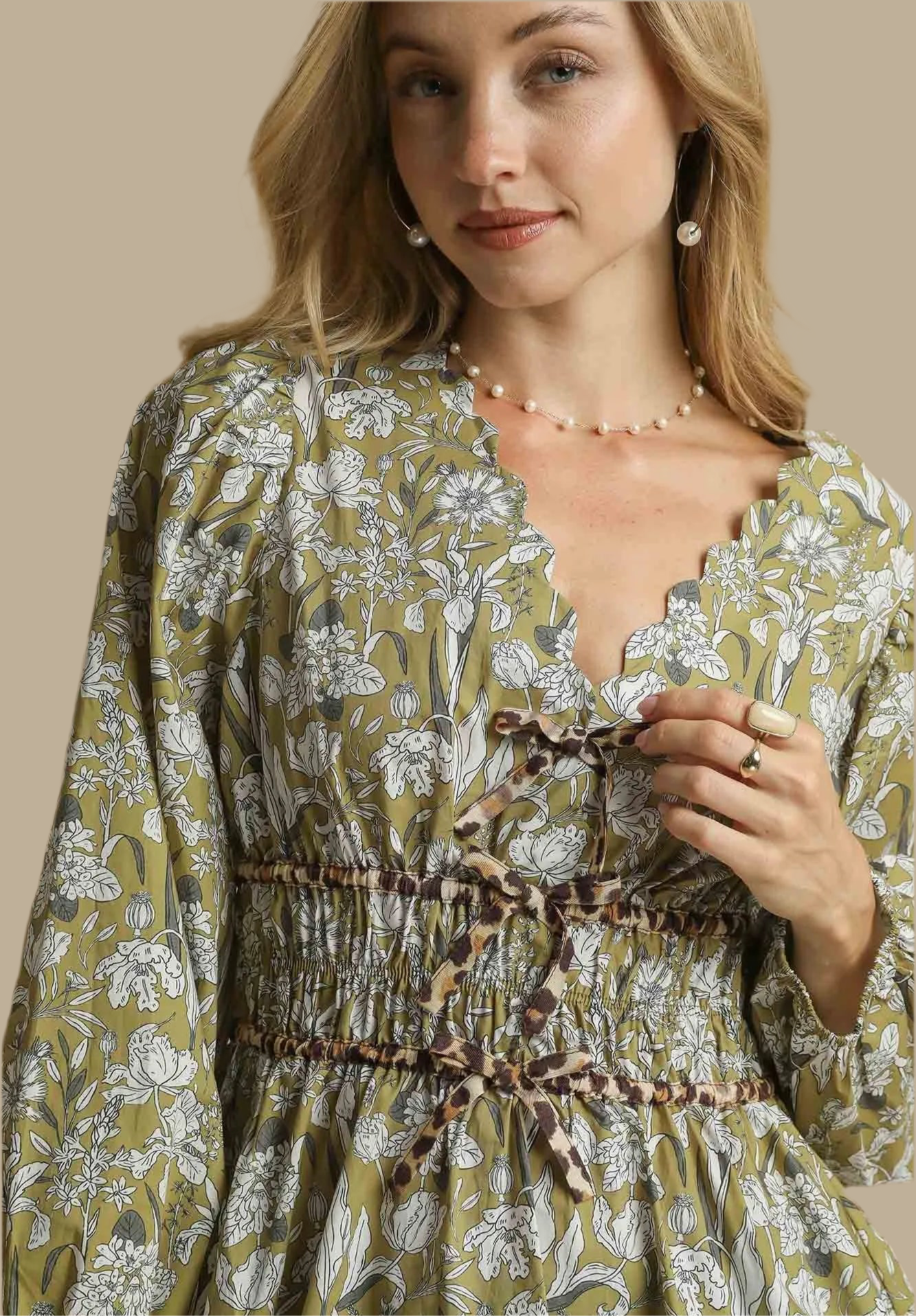 Umgee Magnolia Leopard Smocked Top
