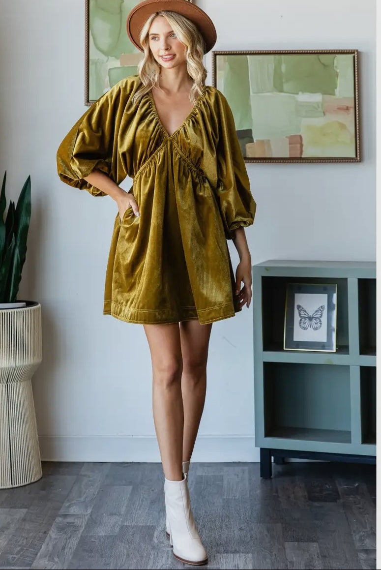 Evelyn Velvet Mini Dress in Chartruese Green