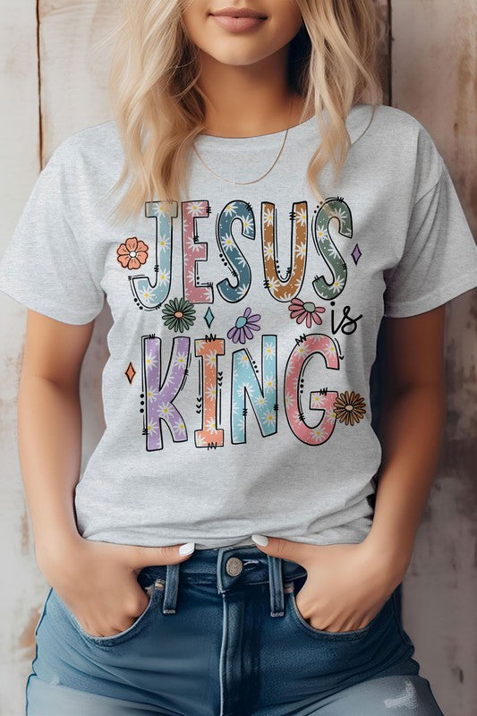 Jesus is King Graphic Tee