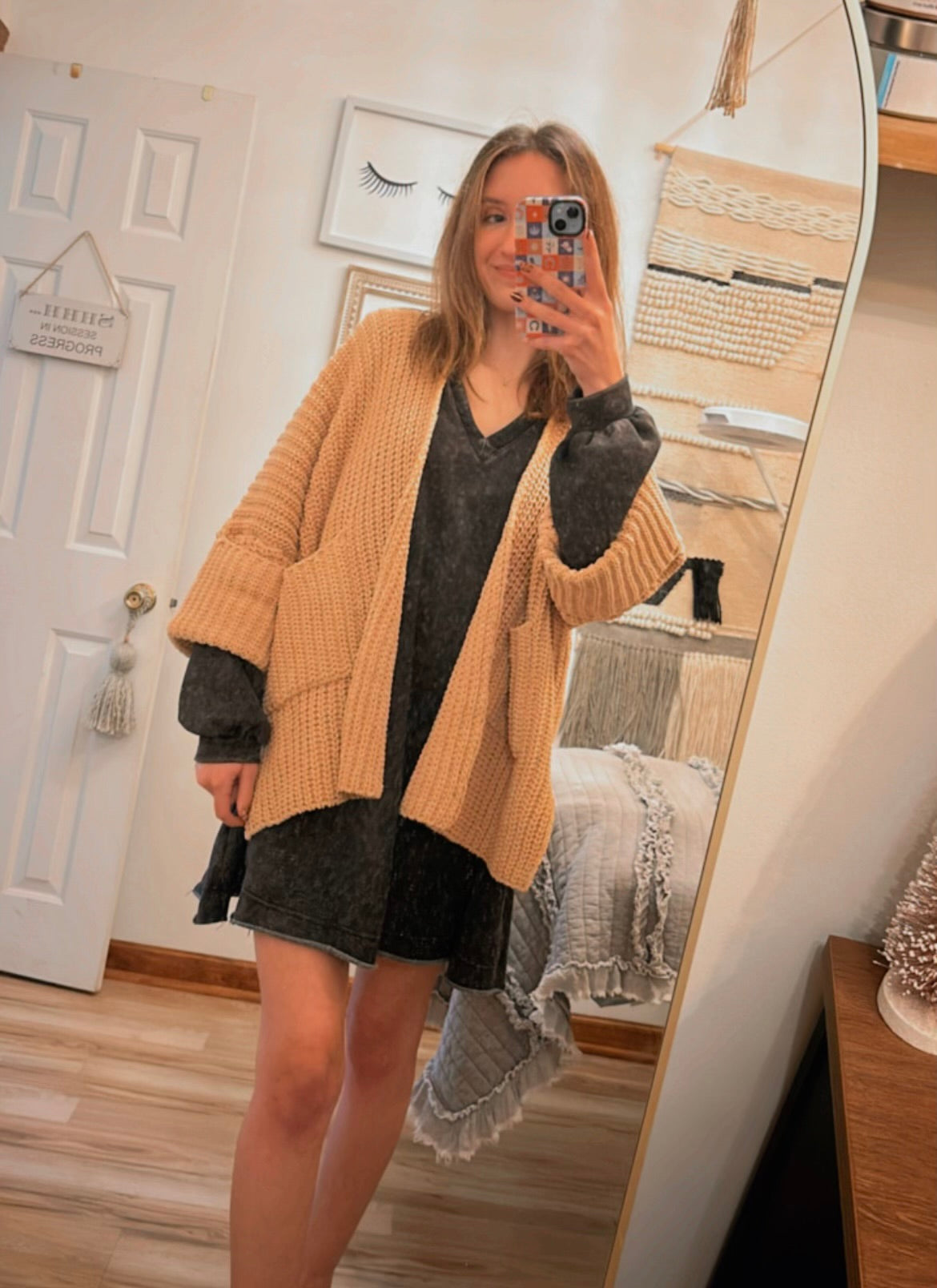 Tan Pol Chenille Cardigan SM/M