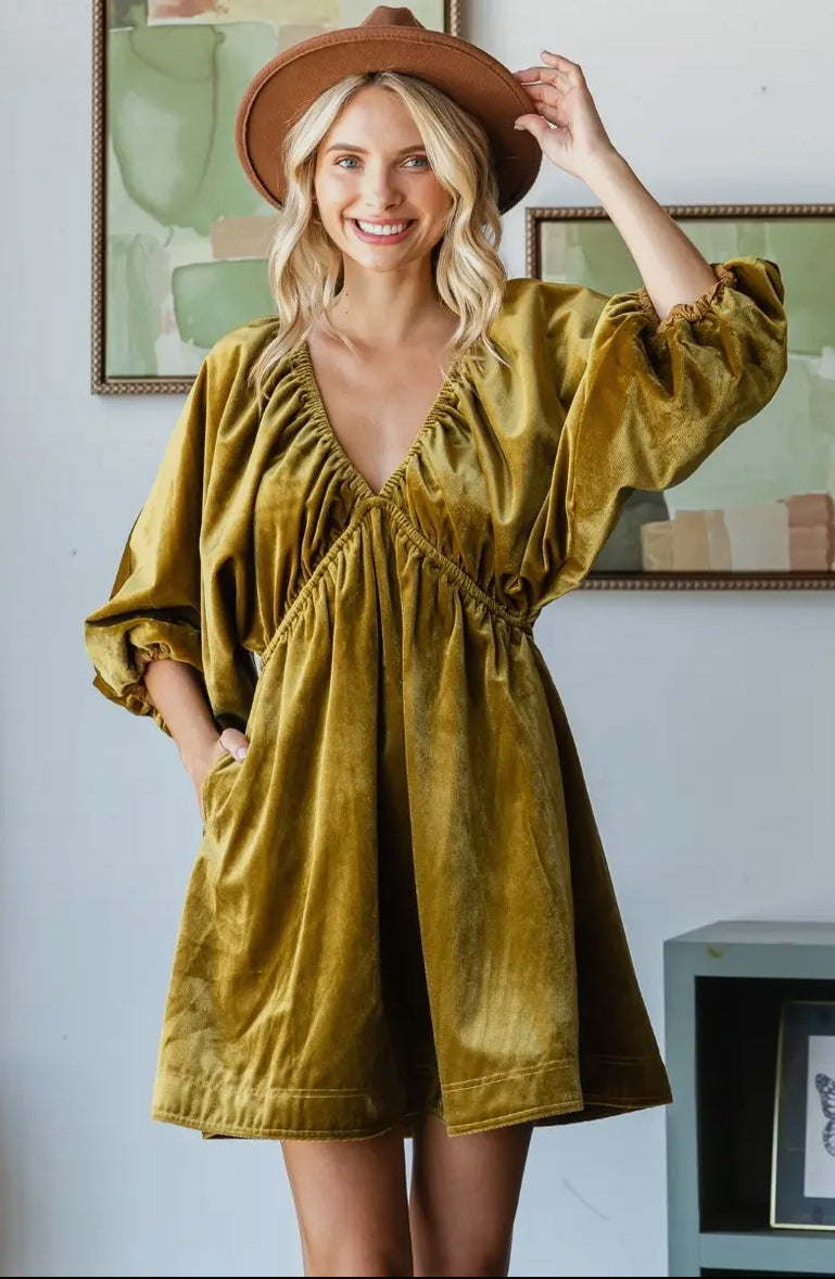 Evelyn Velvet Mini Dress in Chartruese Green