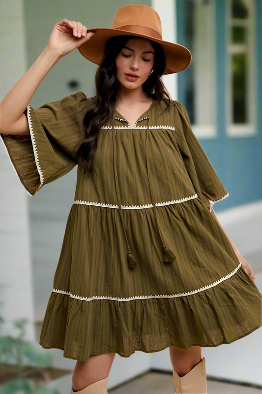 Annie Wear Contrast Trim Tiered Dress