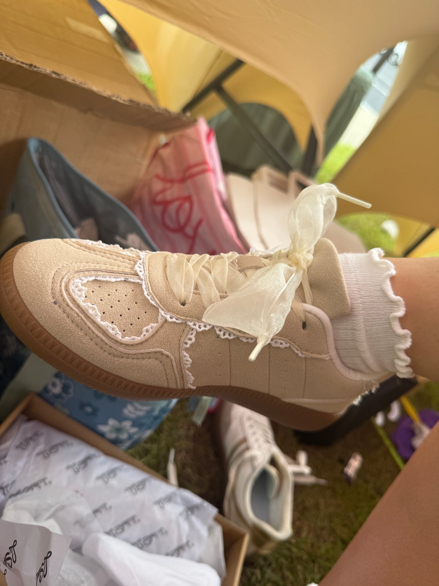 The Lovely Lace Sneakers Nude