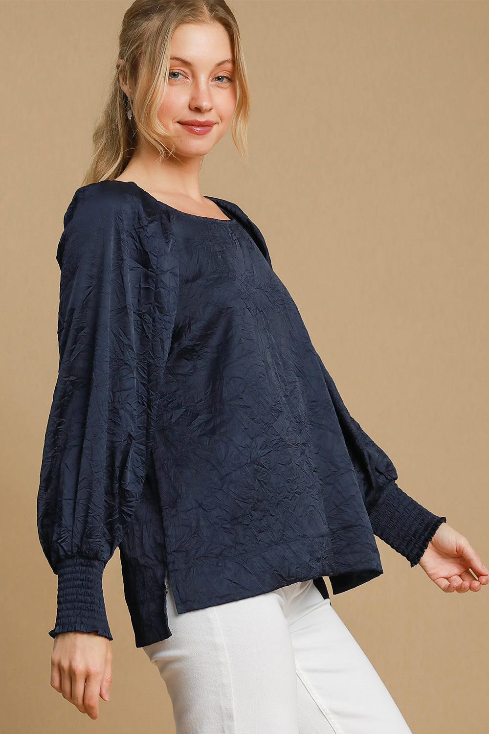 Umgee Wrinkled Lantern Sleeve Top