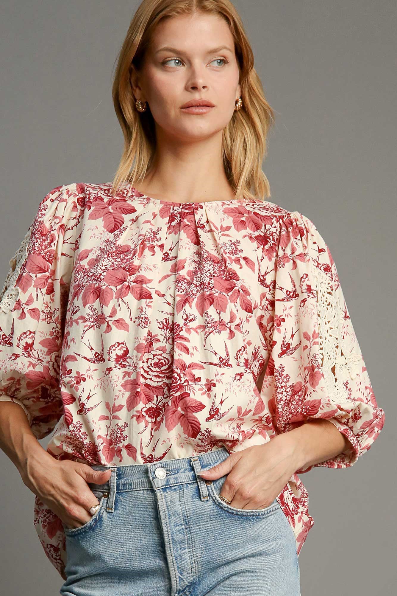 Umgee Floral Pleated Lace Top