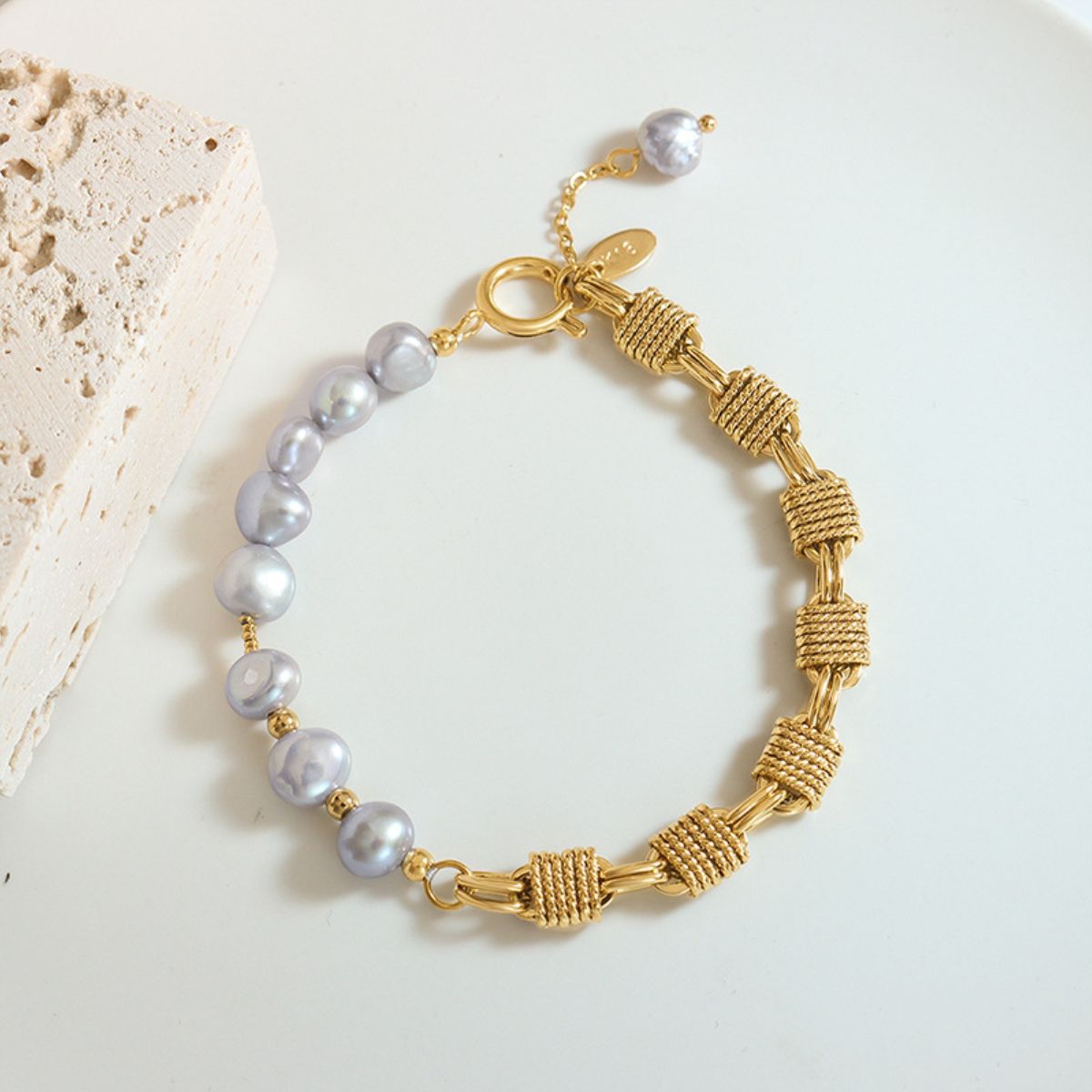 Southbeach Freshwater Pearl Bracelet